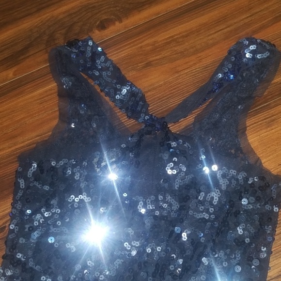 Wet Seal sequin tank - Picture 2 of 2